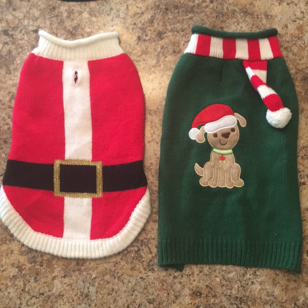 Puppy holiday sweater bundle size small